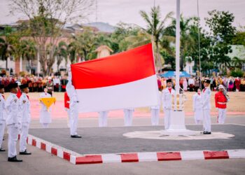 Upacara HUT RI ke 80 di Dompu Diwarnai Siswi Paskibraka Jatuh Pingsan