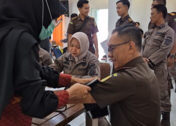 Peringati Hari Lahir Kejaksaan ke- 80 Tahun, Kejari Dompu Gelar Donor Darah