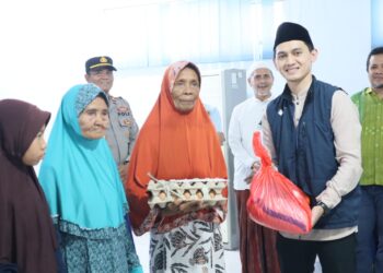 Kolaborasi dengan STM,  PWI Dompu Santuni Anak Yatim dan Kaum Dhuafa