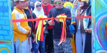 Bupati Dompu Luncurkan Pintu Masuk Wisata Hiu Paus di Desa Soro